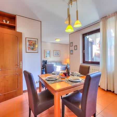 Laura's Cozy Center - Happy Appartement