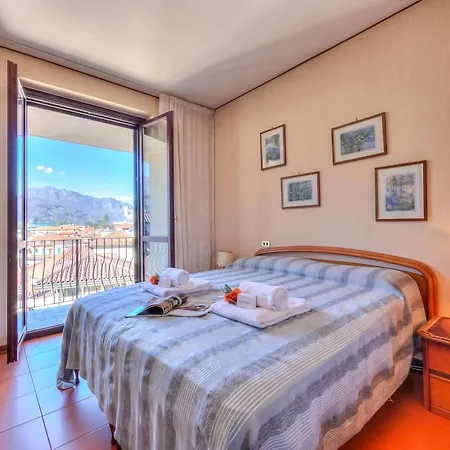Laura's Cozy Center - Happy Stresa