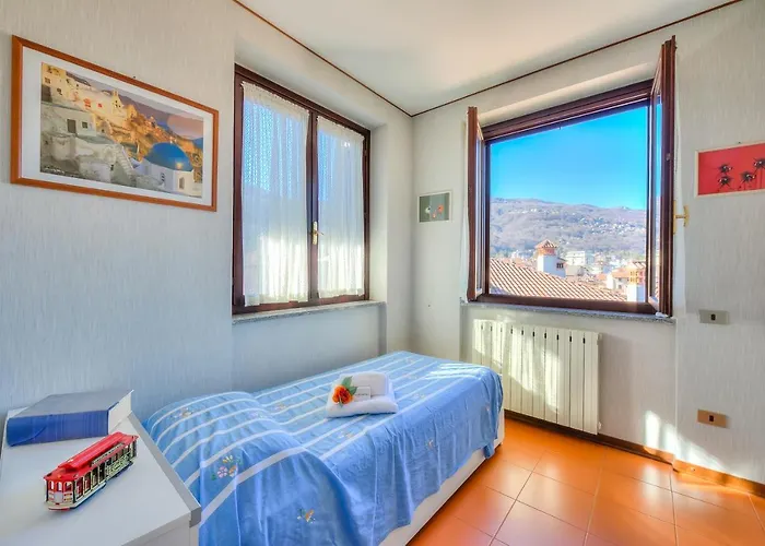 Laura's Cozy Center - Happy Appartamento Stresa