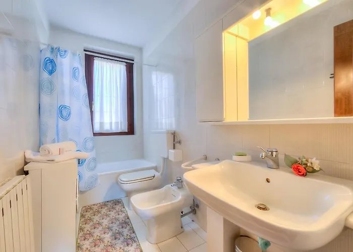 Laura's Cozy Center - Happy Appartamento Stresa