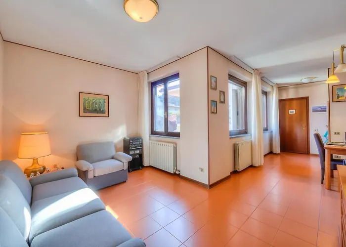 Laura's Cozy Center - Happy Appartement